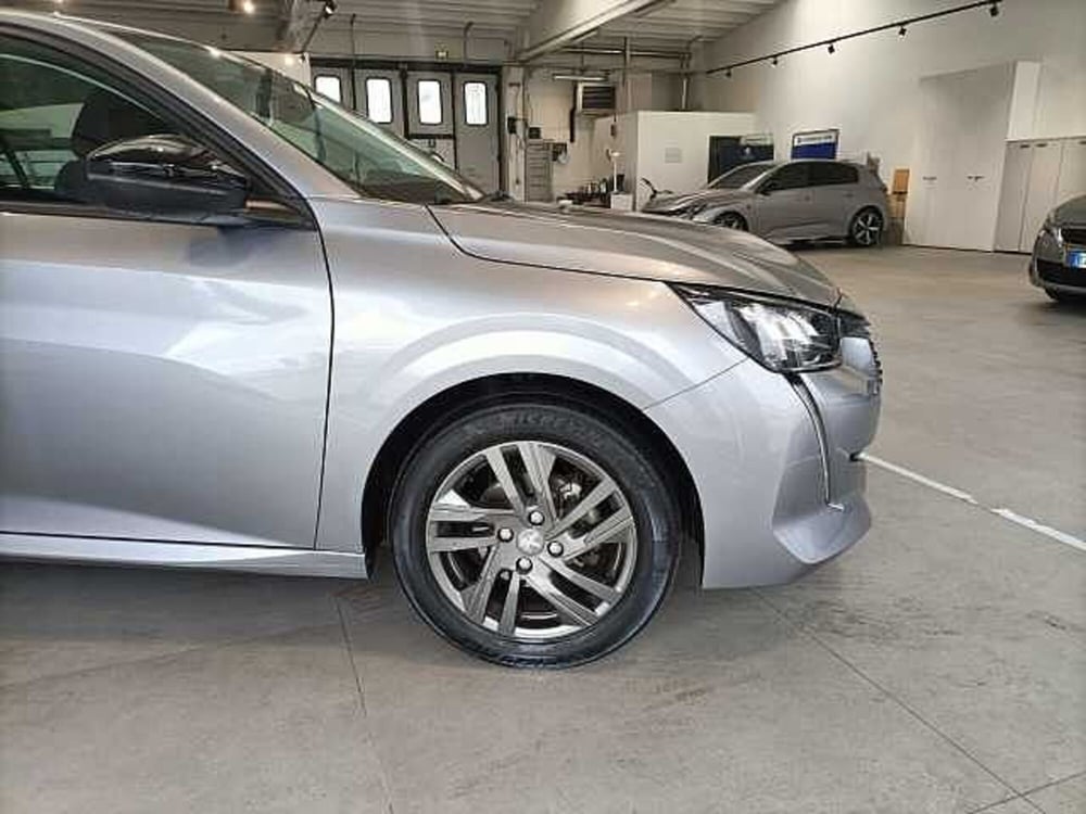 Peugeot 208 usata a Venezia (3)