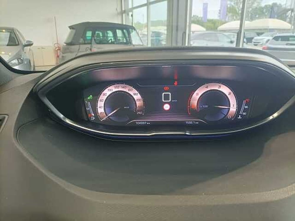 Peugeot 3008 usata a Venezia (13)
