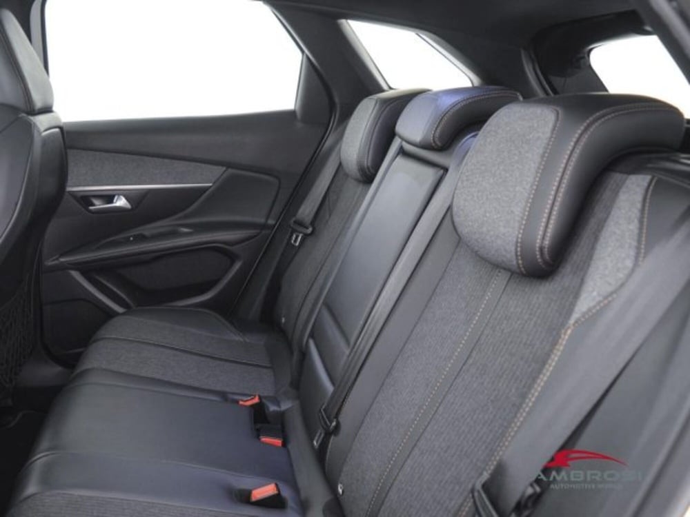Peugeot 3008 usata a Perugia (9)