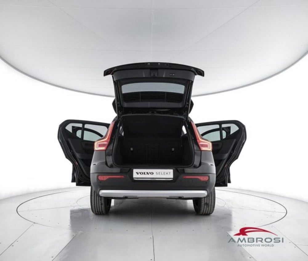 Volvo XC40 usata a Perugia (7)