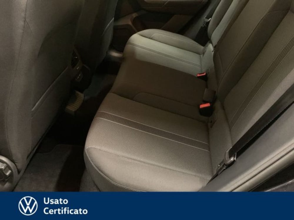 Volkswagen T-Roc usata a Vicenza (12)