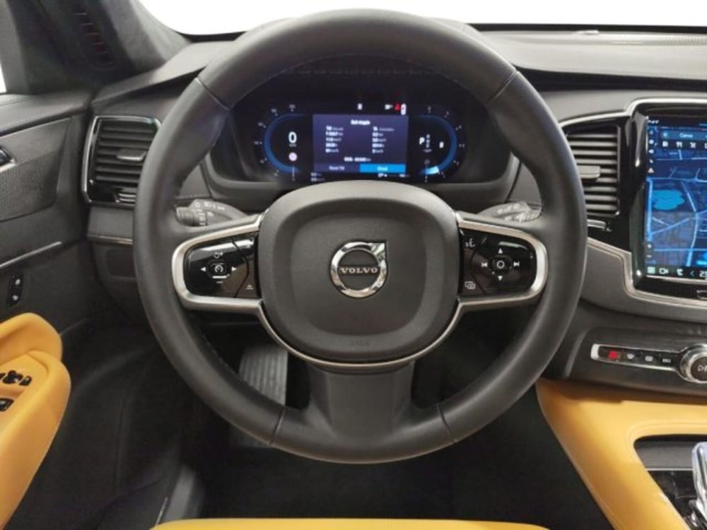 Volvo XC90 usata a Modena (7)