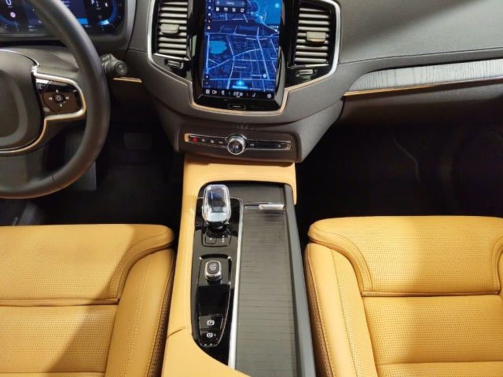 Volvo XC90 usata a Modena (9)