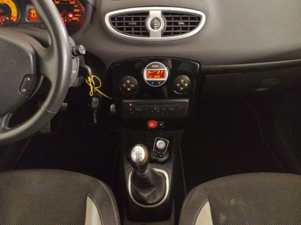 Renault Clio usata a Modena (9)