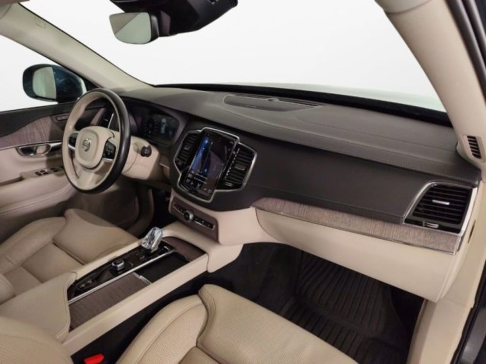 Volvo XC90 usata a Modena (10)