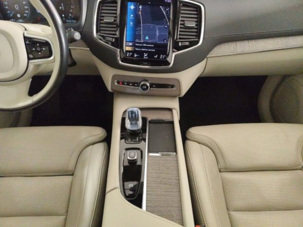Volvo XC90 usata a Modena (9)