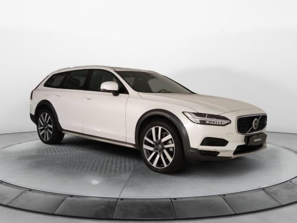 Volvo V90 Cross Country usata a Modena (16)