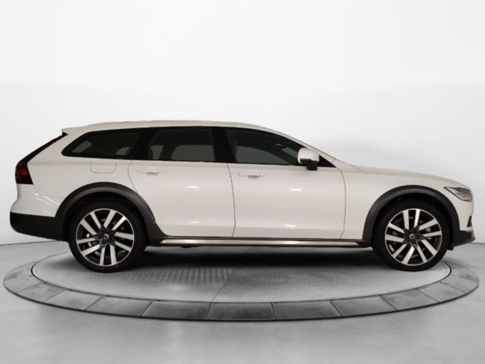 Volvo V90 Cross Country usata a Modena (4)