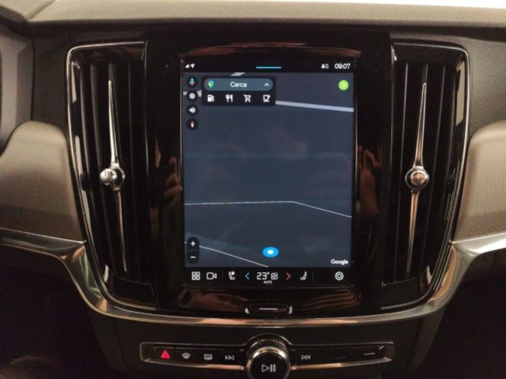 Volvo V90 Cross Country usata a Modena (8)
