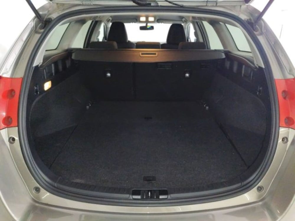 Toyota Corolla Touring Sports usata a Modena (12)