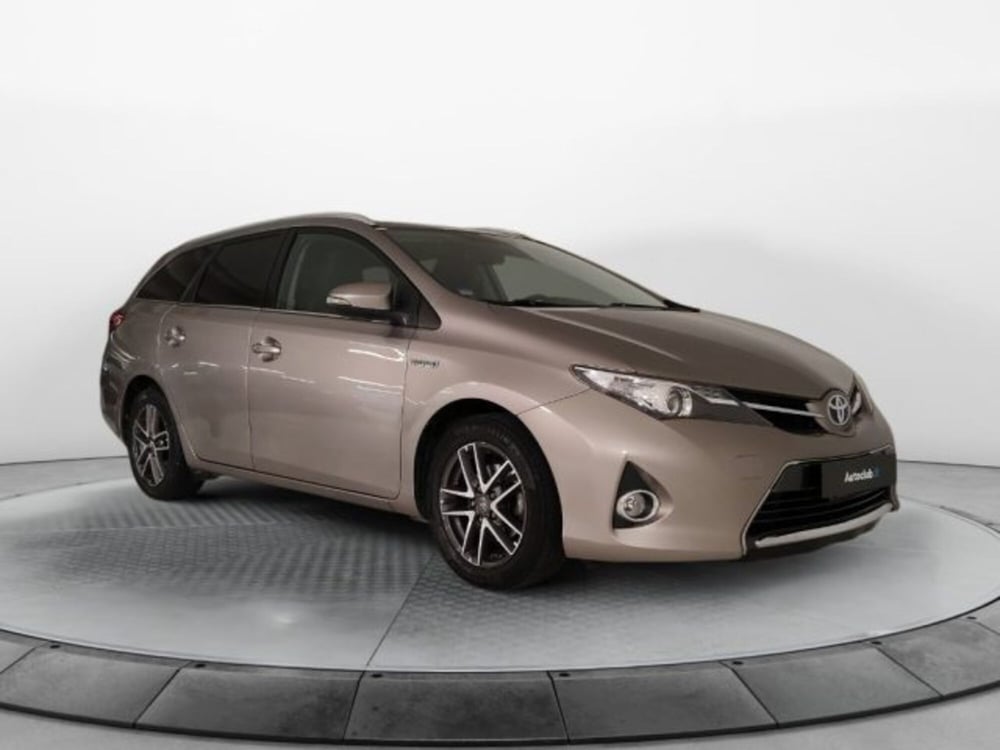 Toyota Corolla Touring Sports usata a Modena (15)