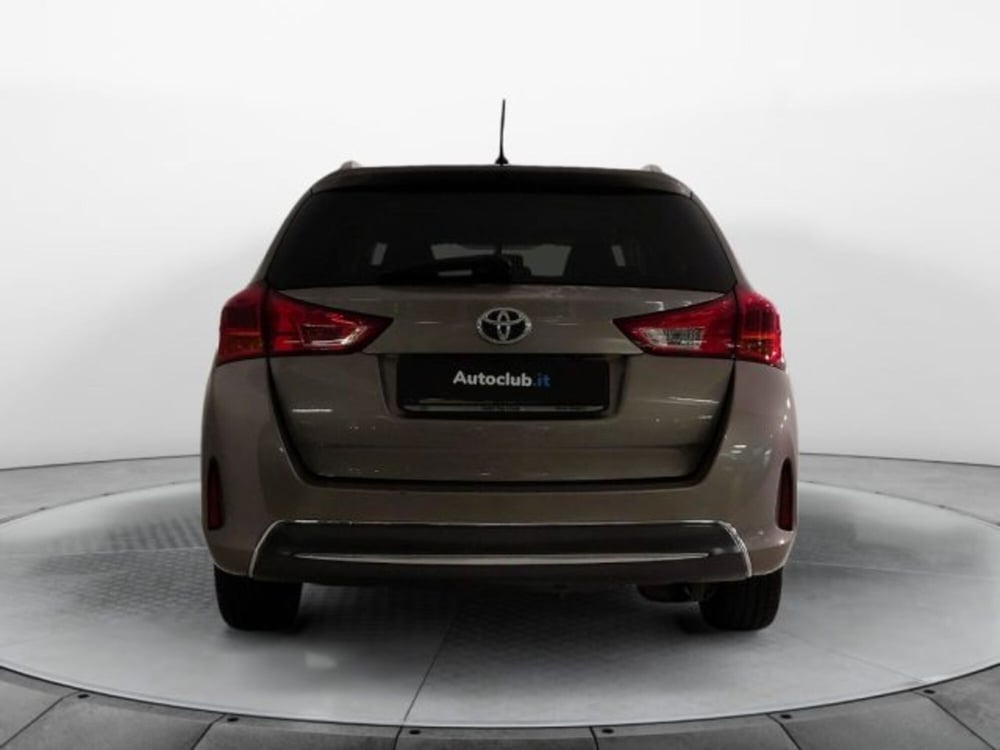 Toyota Corolla Touring Sports usata a Modena (18)
