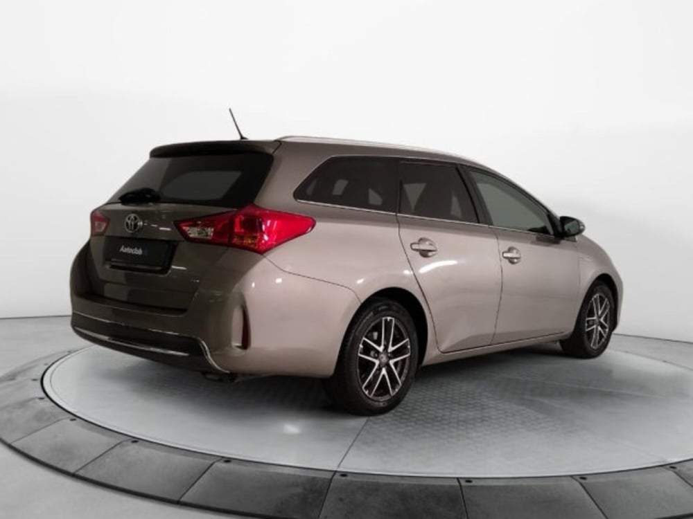Toyota Corolla Touring Sports usata a Modena (2)