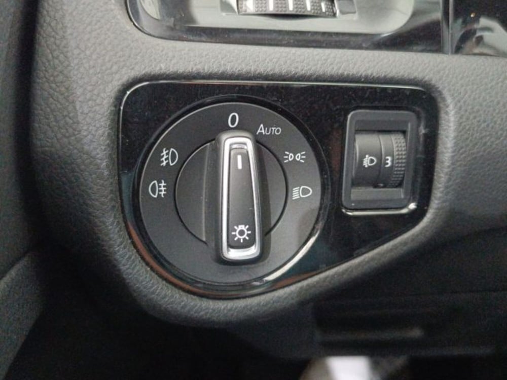 Volkswagen Golf usata a Catania (18)