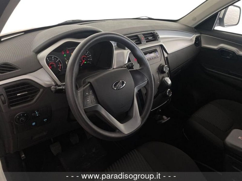 Mahindra KUV100 usata a Catanzaro (11)