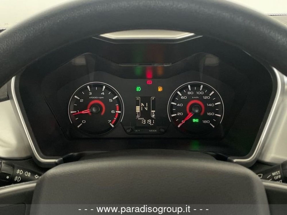 Mahindra KUV100 usata a Catanzaro (16)