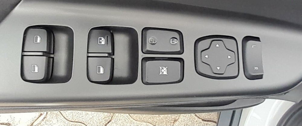 Hyundai Kona usata a Cosenza (16)
