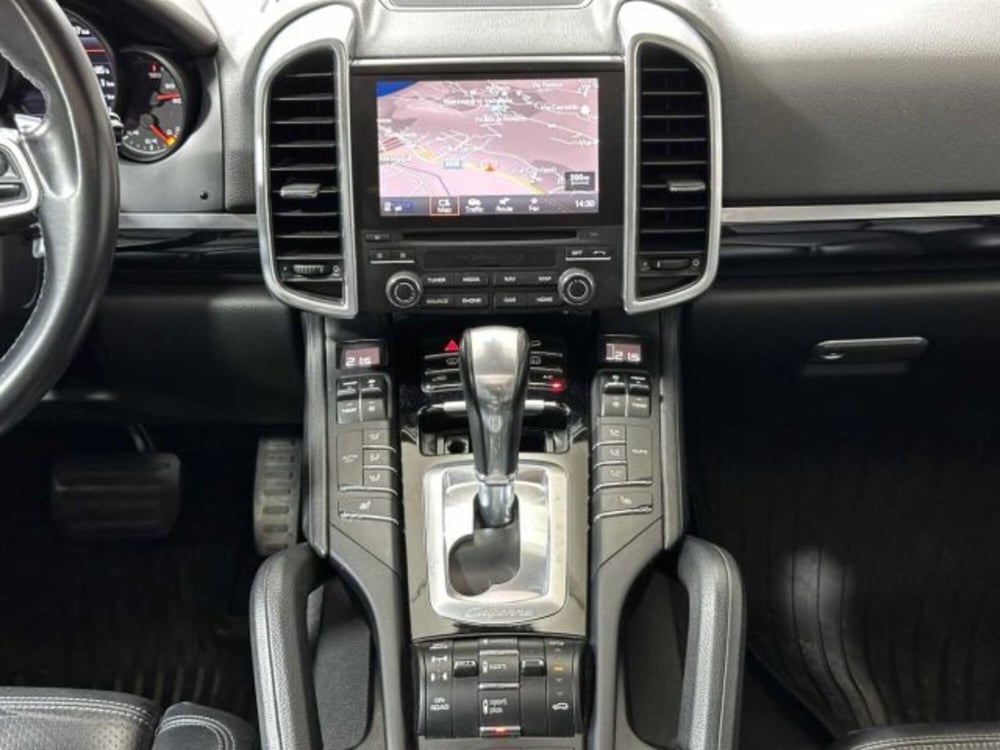 Porsche Cayenne usata a Sondrio (14)