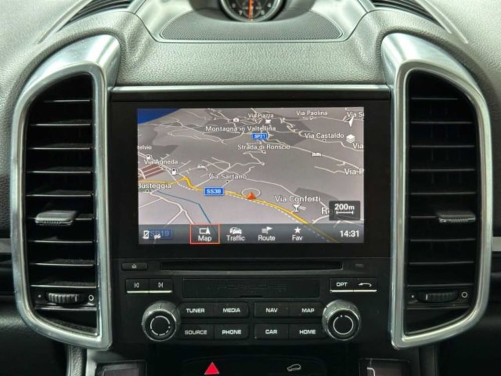 Porsche Cayenne usata a Sondrio (17)