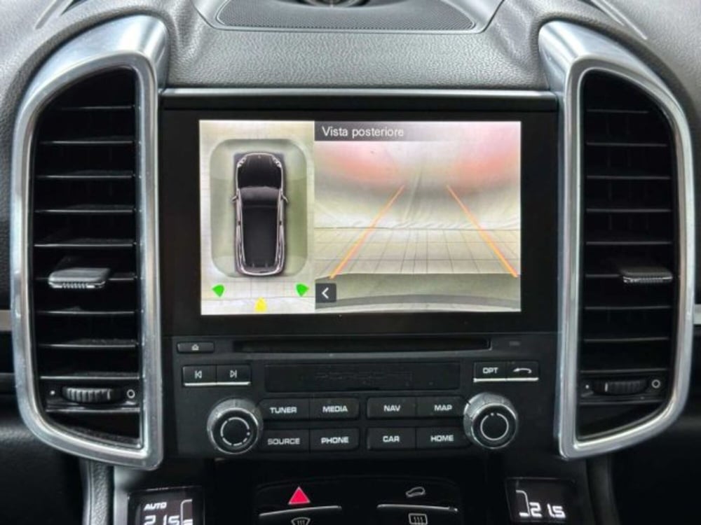 Porsche Cayenne usata a Sondrio (18)