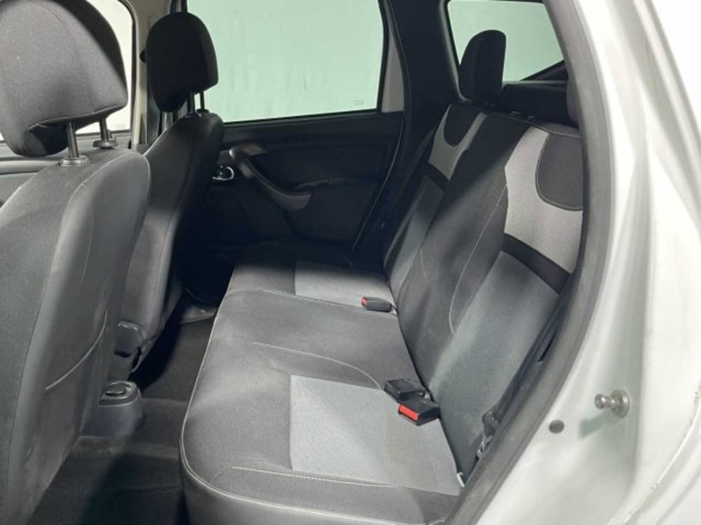 Dacia Duster usata a Sondrio (11)