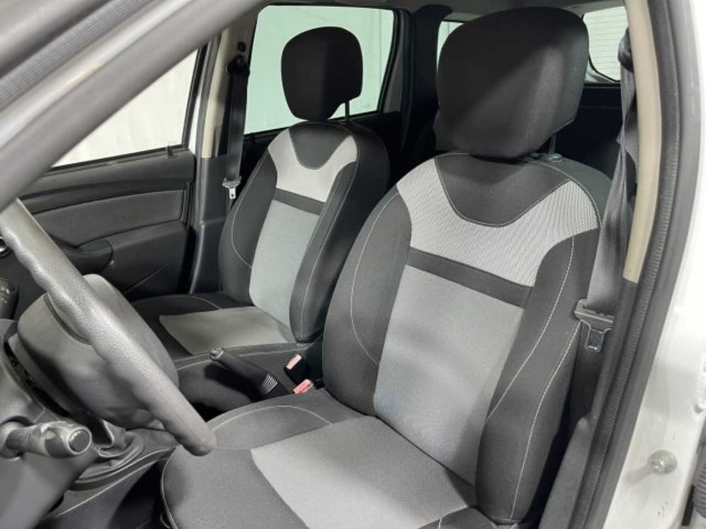 Dacia Duster usata a Sondrio (18)