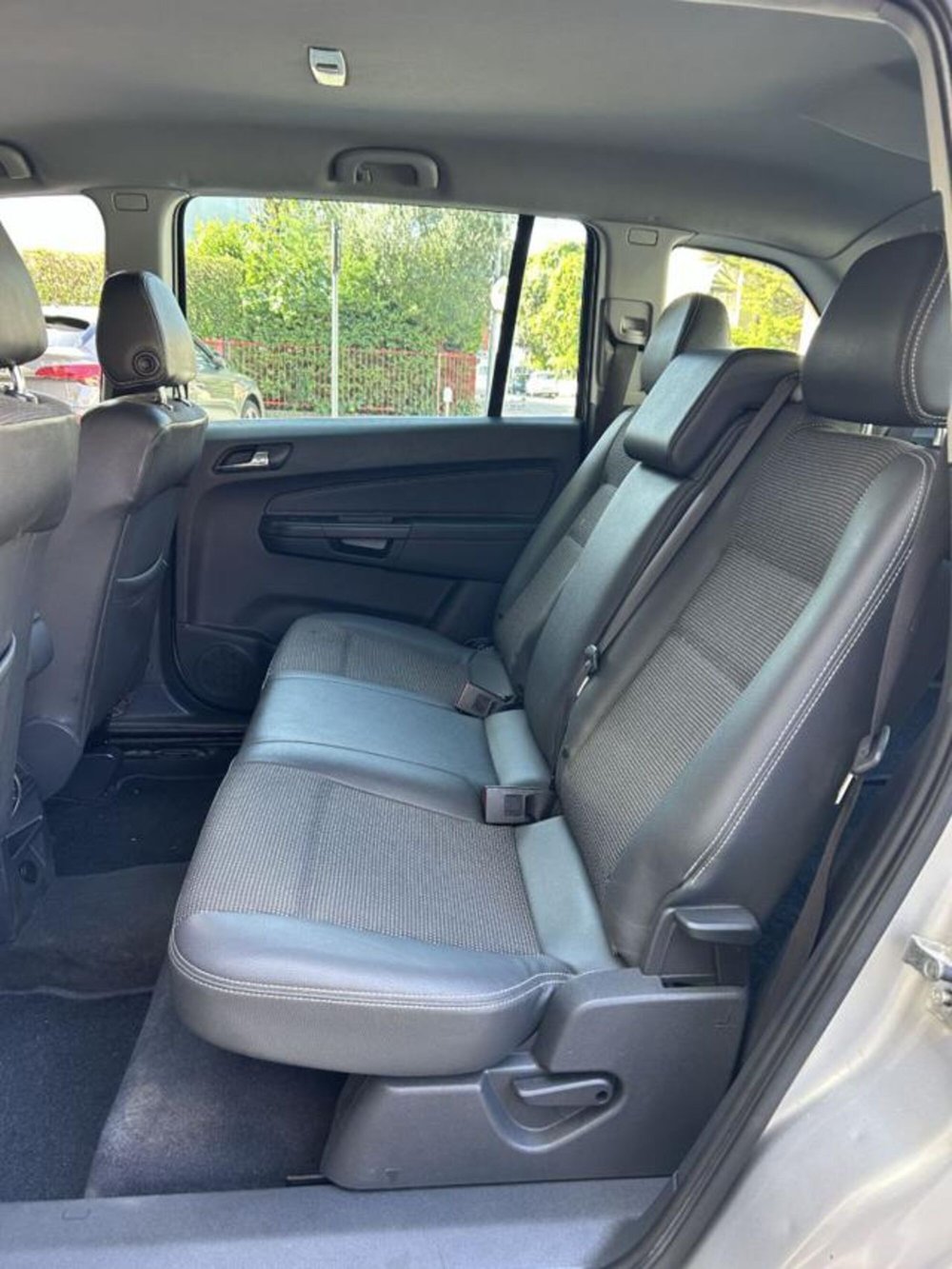 Opel Zafira usata a Padova (4)