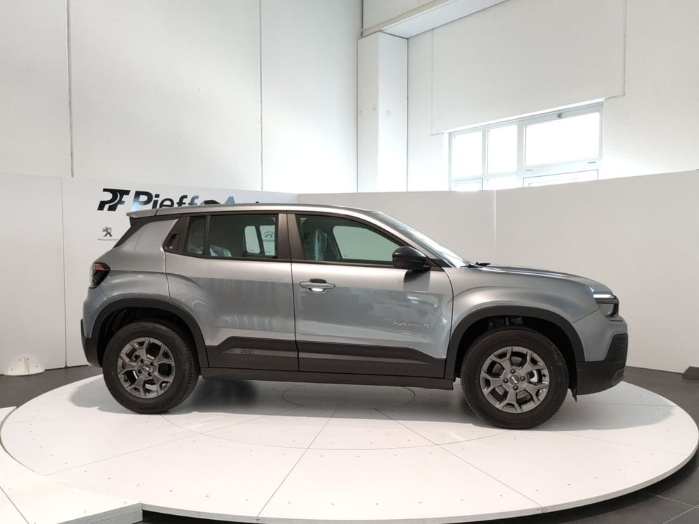 Jeep Avenger nuova a L'Aquila (5)