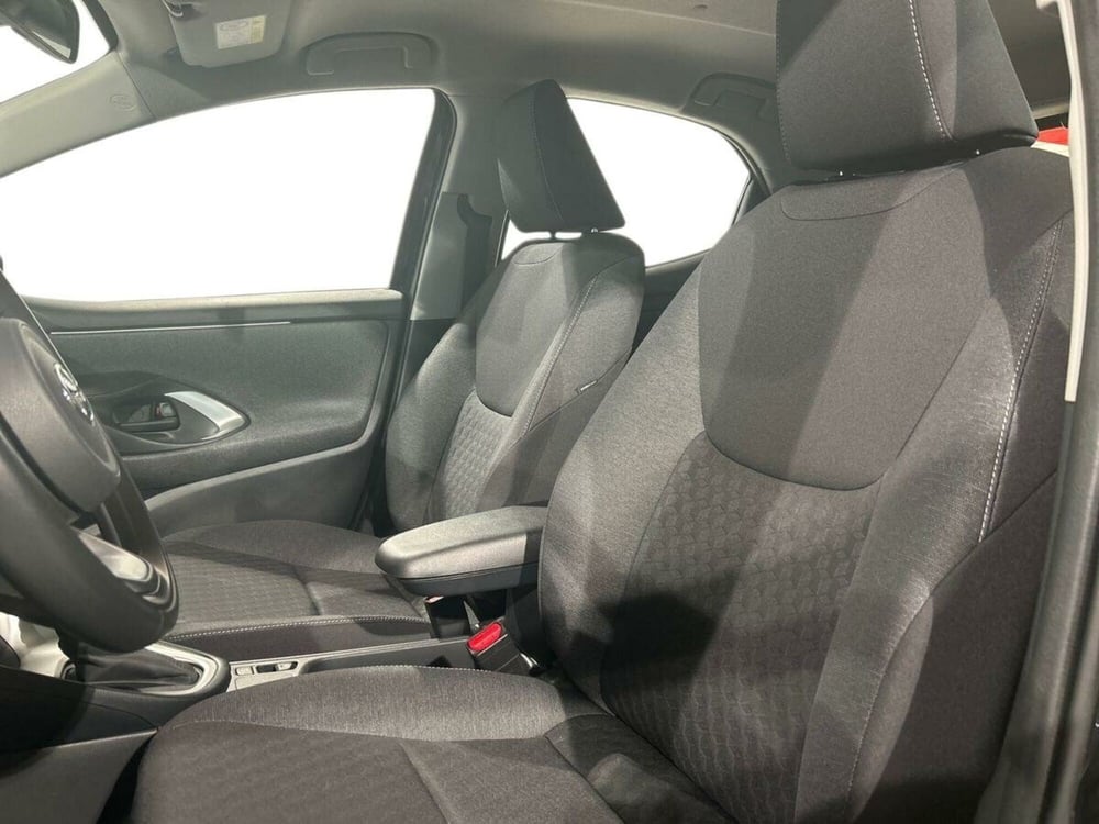 Toyota Yaris usata a Lecco (10)