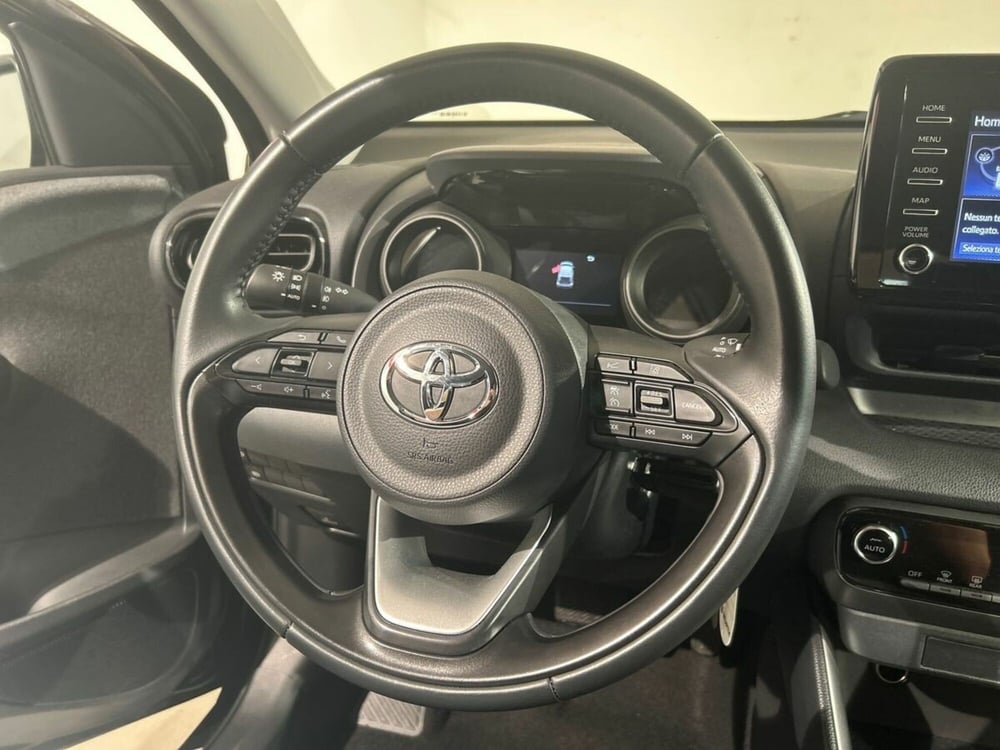 Toyota Yaris usata a Lecco (14)
