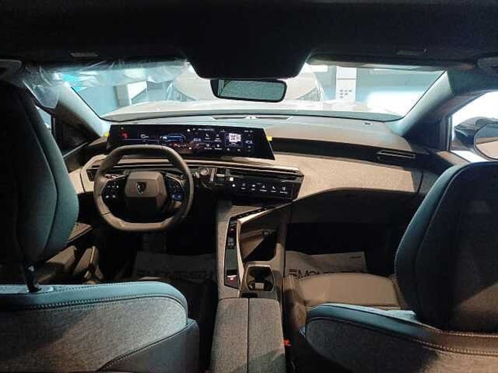 Peugeot 2008 nuova a Forlì-Cesena (10)