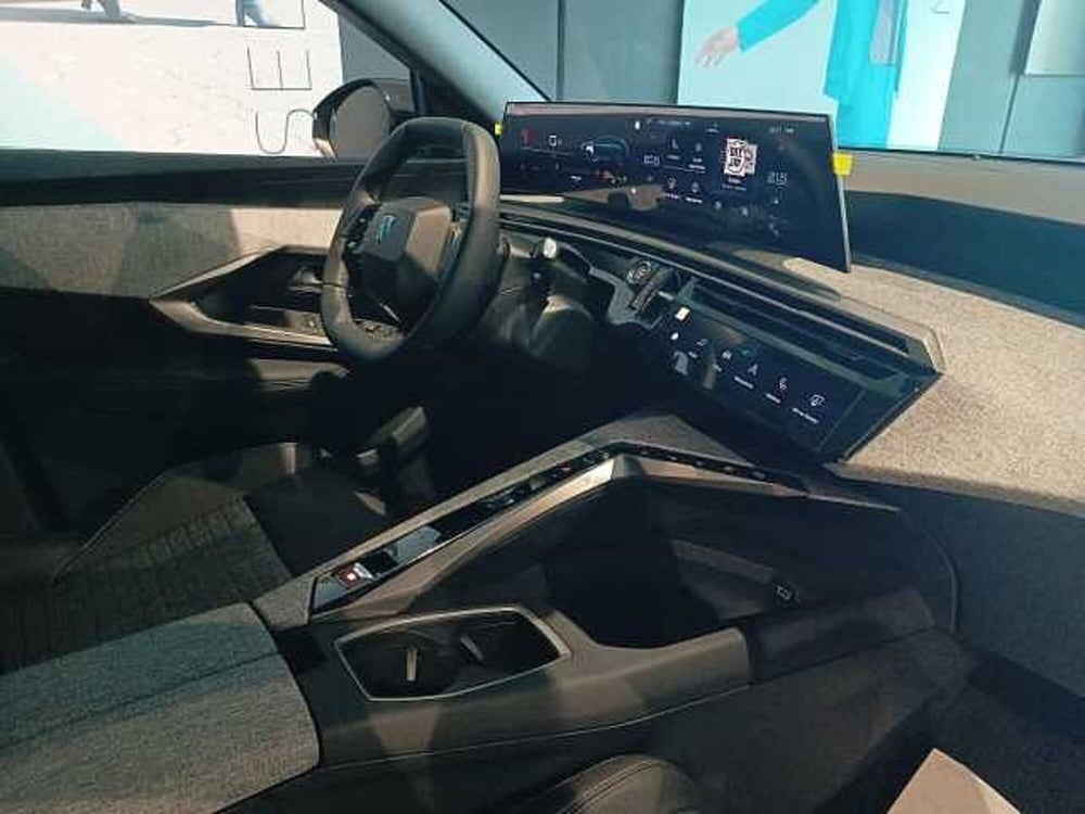 Peugeot 2008 nuova a Forlì-Cesena (9)