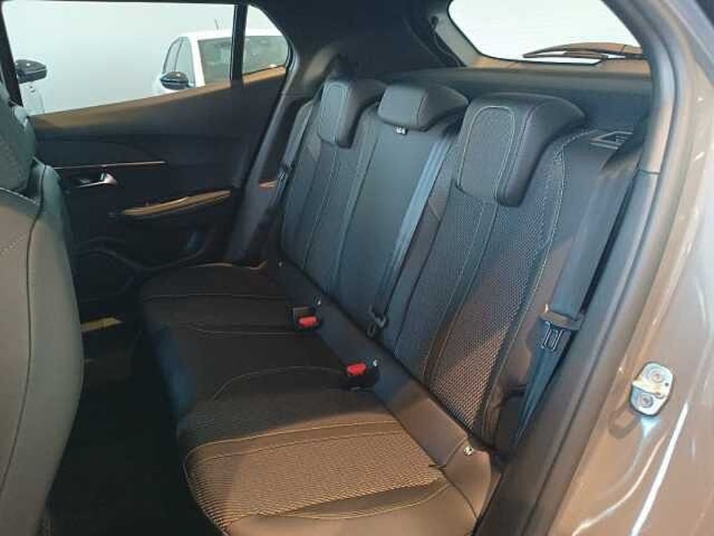 Peugeot 2008 nuova a Forlì-Cesena (16)