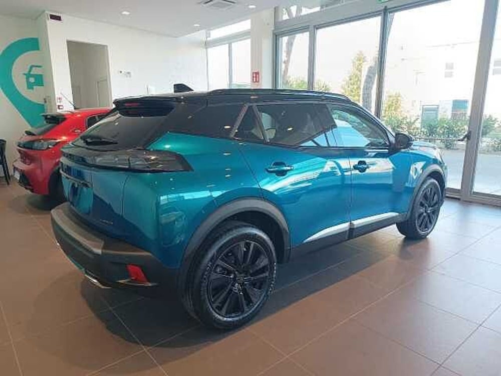 Peugeot 2008 nuova a Forlì-Cesena (3)