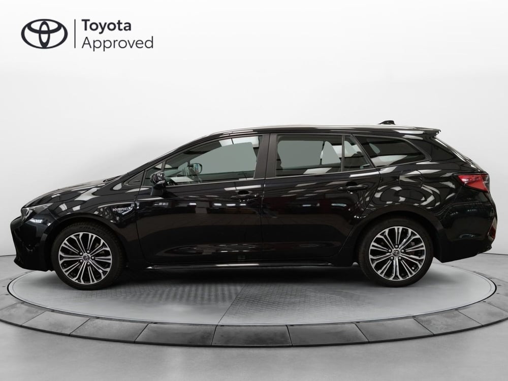 Toyota Corolla Touring Sports usata a Roma (3)