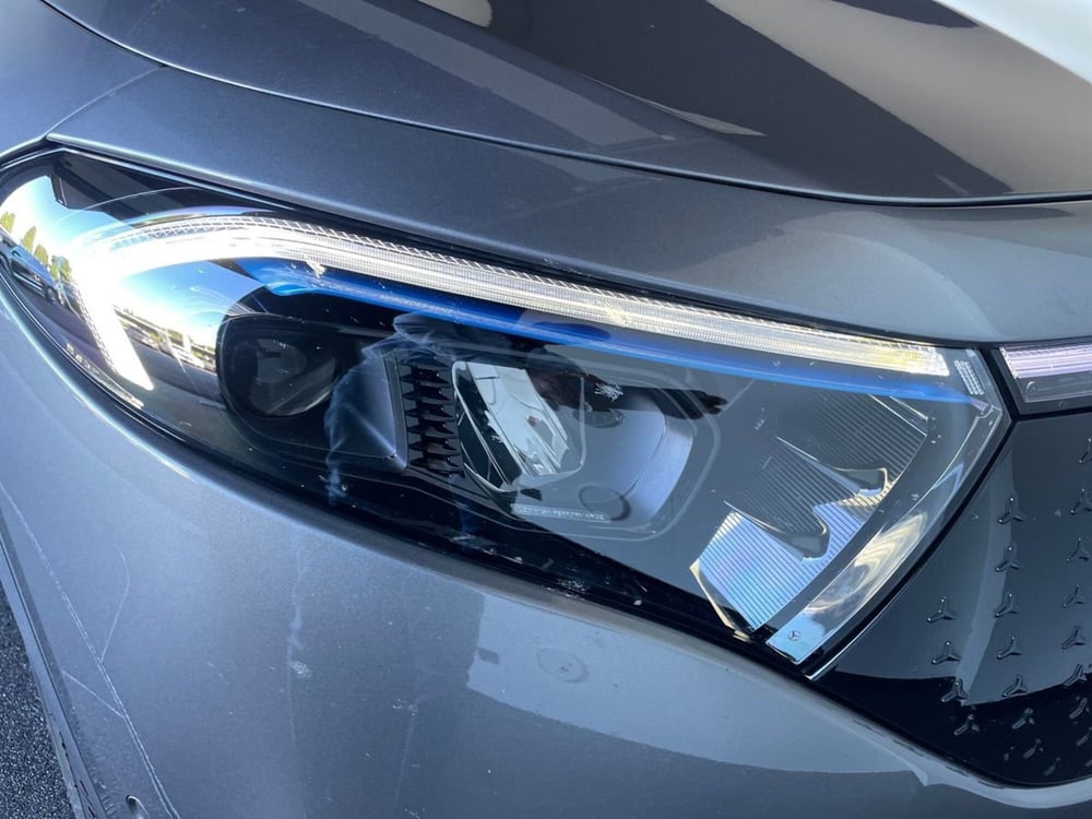 Mercedes-Benz EQA usata a Bergamo (7)