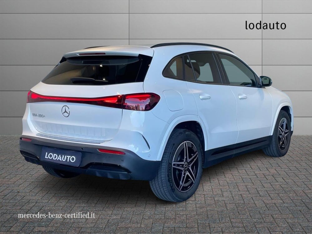 Mercedes-Benz EQA usata a Bergamo (2)