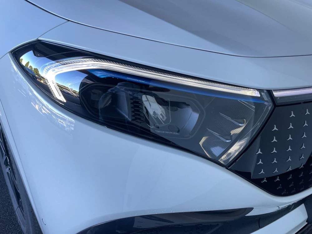 Mercedes-Benz EQA usata a Bergamo (7)