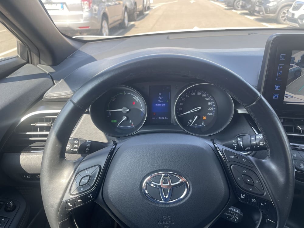 Toyota Toyota C-HR usata a Bologna (11)