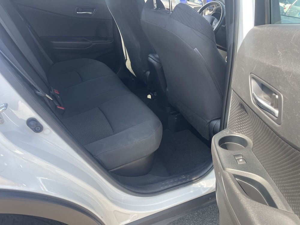 Toyota Toyota C-HR usata a Bologna (8)