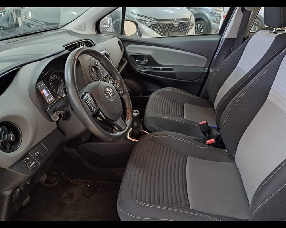 Toyota Yaris usata a Arezzo (13)