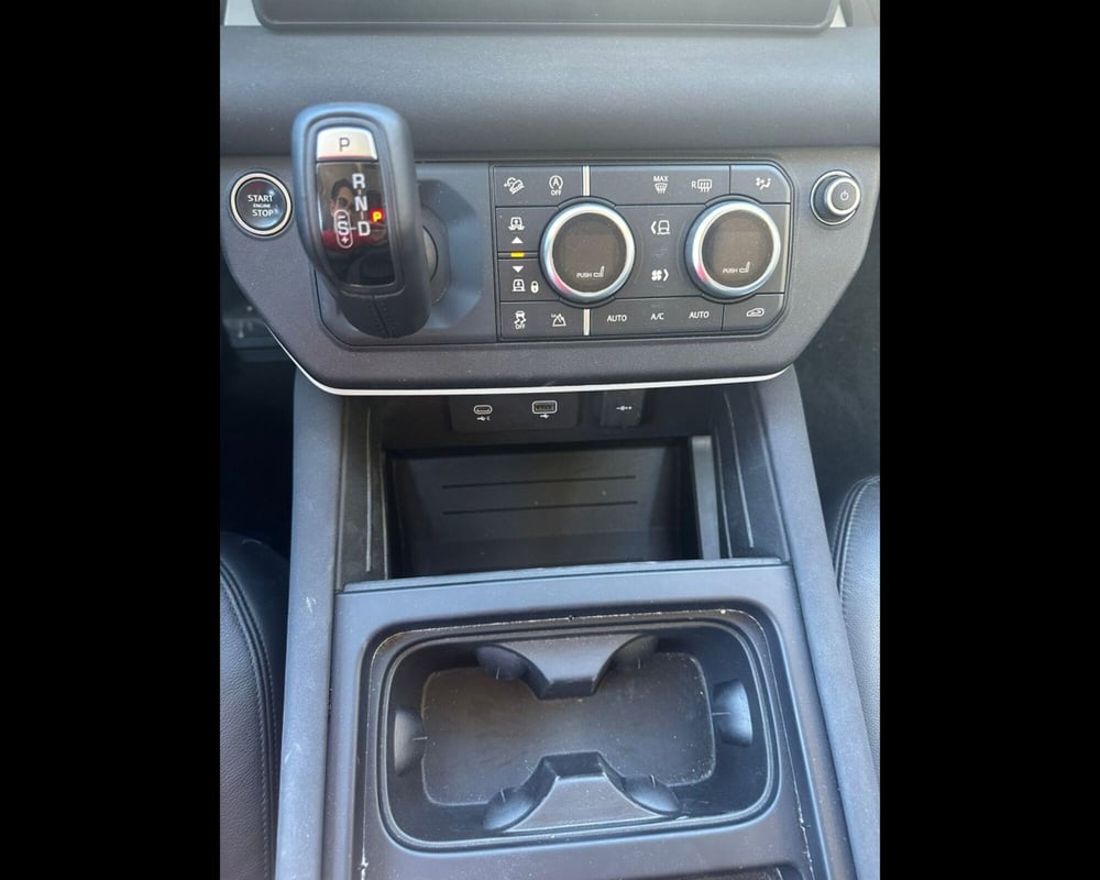 Land Rover Defender usata a Siena (13)