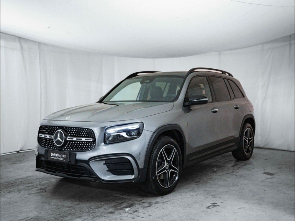 Mercedes-Benz GLB nuova a Macerata