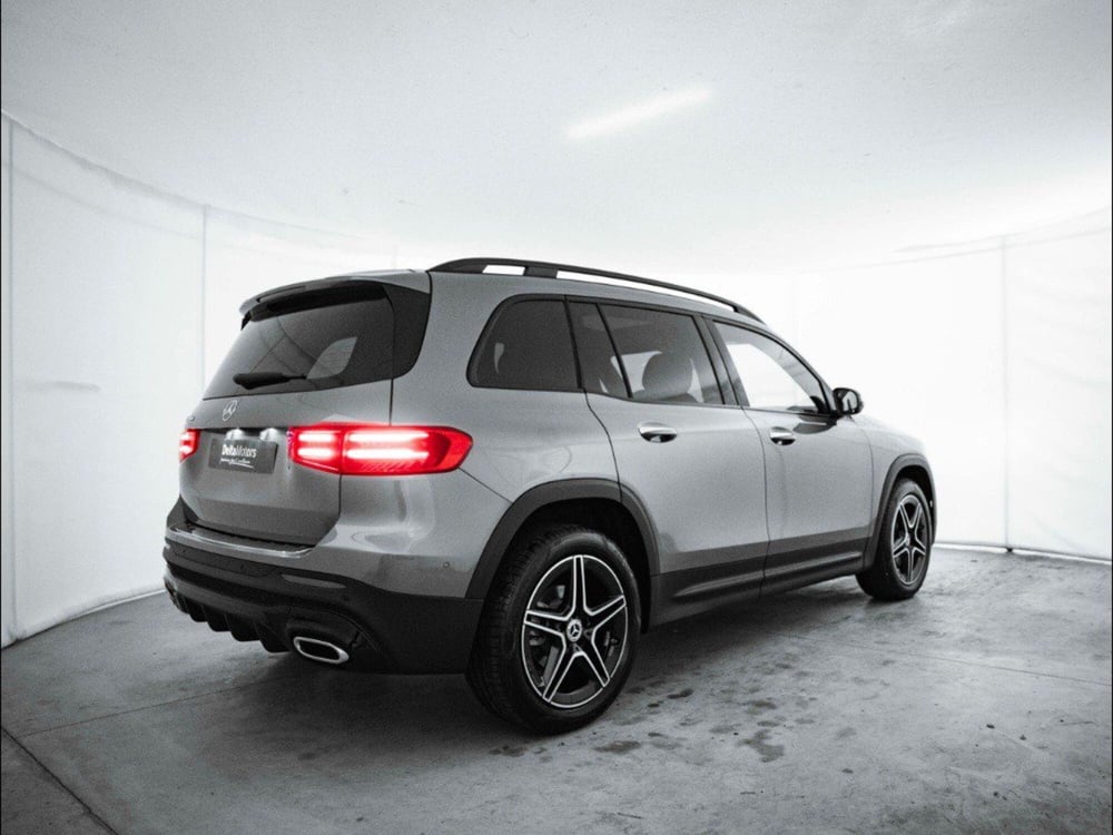 Mercedes-Benz GLB nuova a Macerata (4)