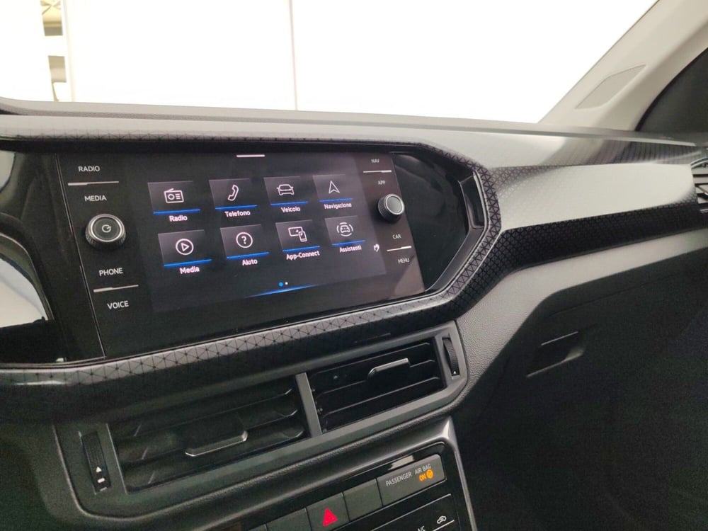 Volkswagen T-Cross usata a Massa-Carrara (14)