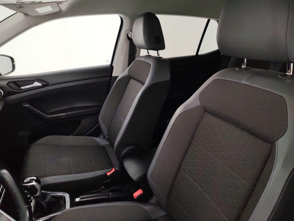 Volkswagen T-Cross usata a Massa-Carrara (9)