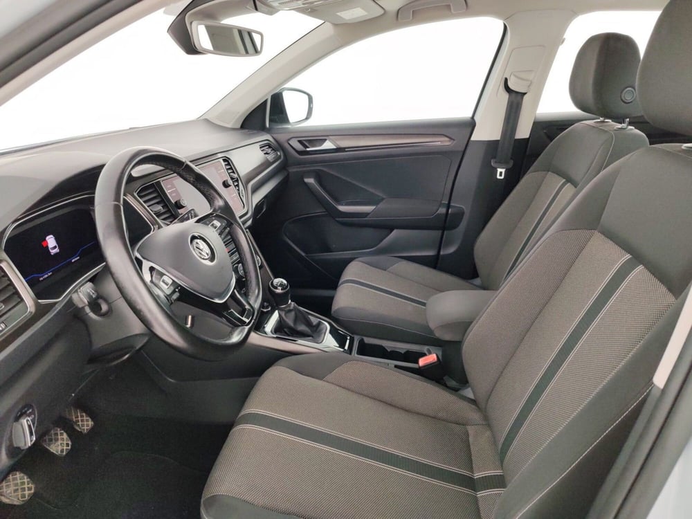 Volkswagen T-Roc usata a Massa-Carrara (7)