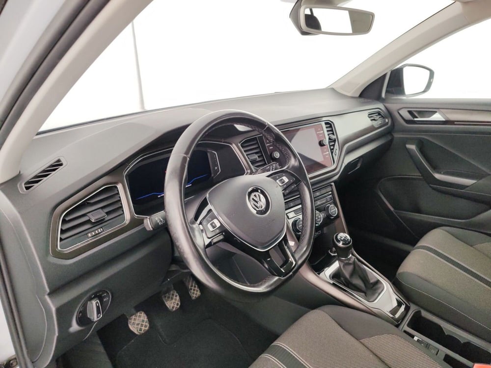 Volkswagen T-Roc usata a Massa-Carrara (8)