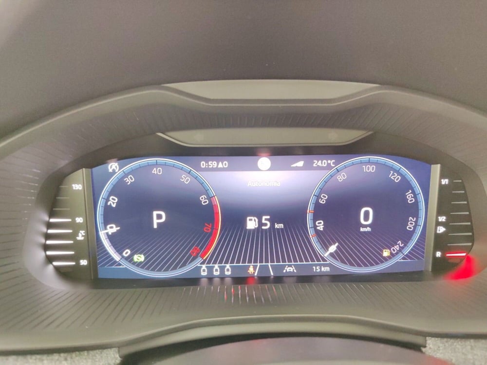 Skoda Kamiq nuova a Massa-Carrara (15)