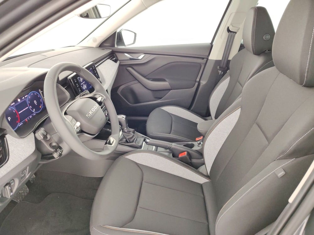 Skoda Kamiq nuova a Massa-Carrara (7)